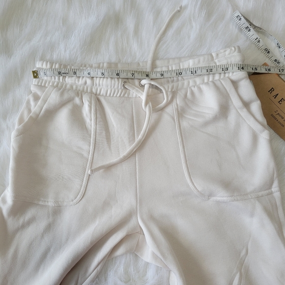 Rae Dunn 2 Piece CHILL Set Hoodie & Jogger Set S Cream/Pink Soft NWT - Picture 10 of 16